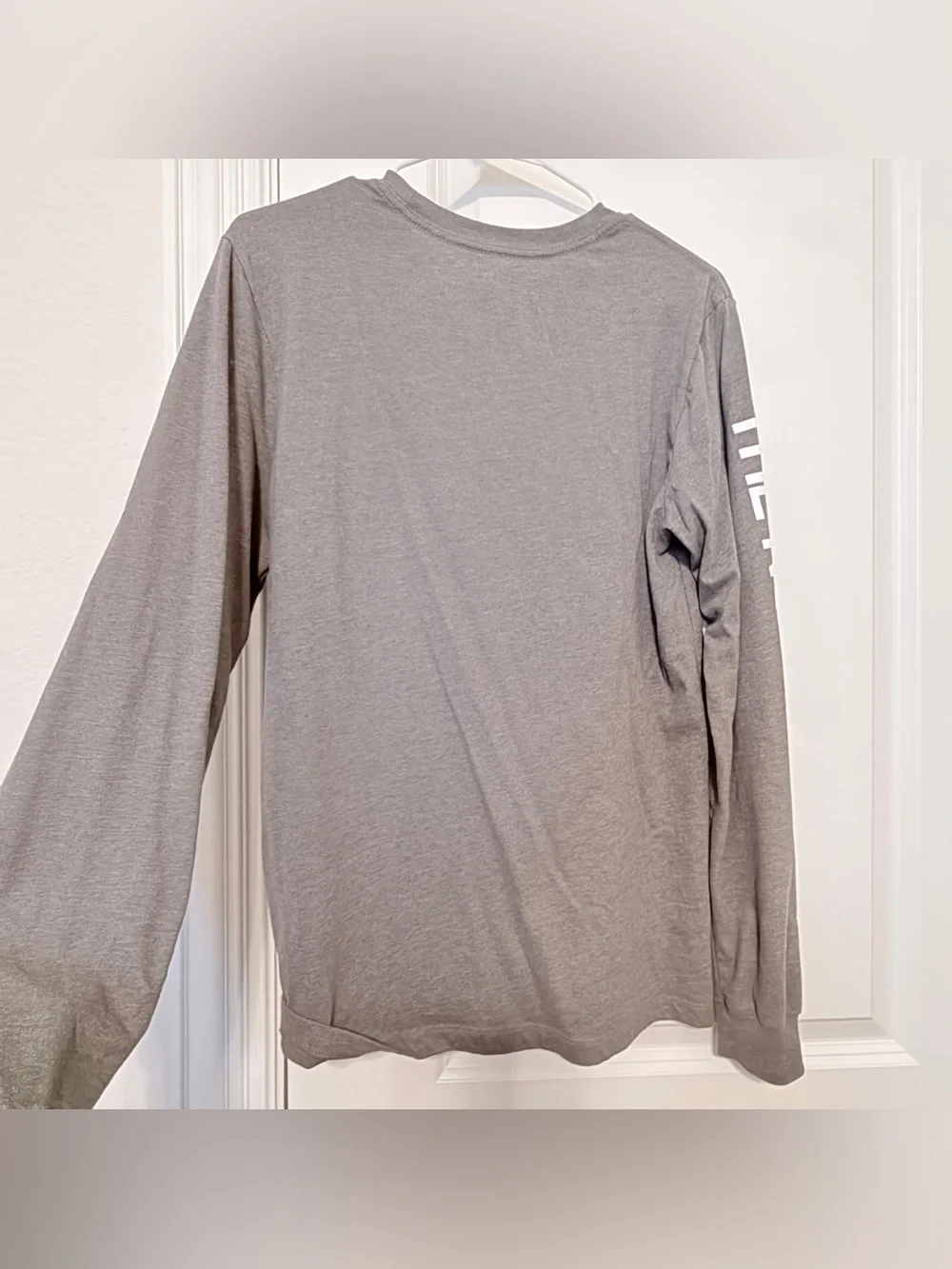 The North Face Gray Logo Sleeve Tee Men’s Small